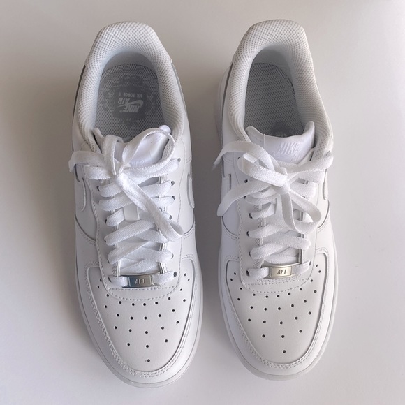 Nike Air Force 1 ‘07 - Picture 2 of 7